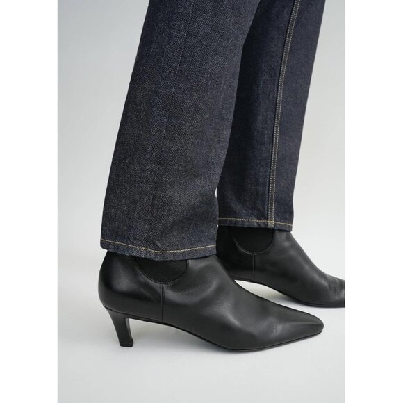 Women's Black Pu Ankle Low Kitten Heel Pointed Toe Slip On Dressy Winter Boots - Picture 2 of 5